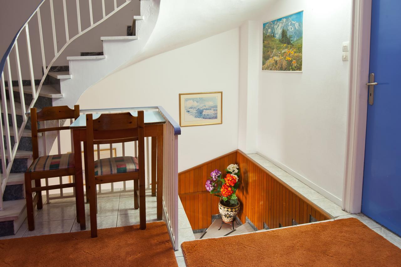 Hotel Athina Delphi 외부 사진